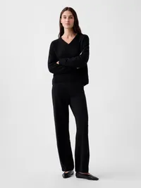 CashSoft Oversized V-Neck Sweater - Basic black — view 5