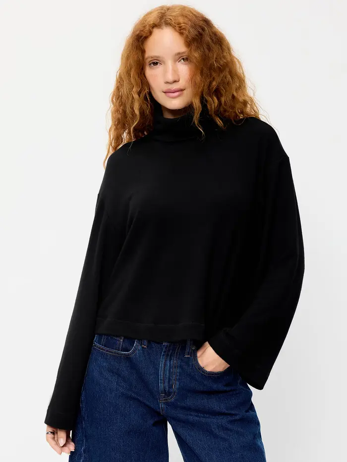 Long-Sleeve Oversized Turtleneck Top - Black Jack
