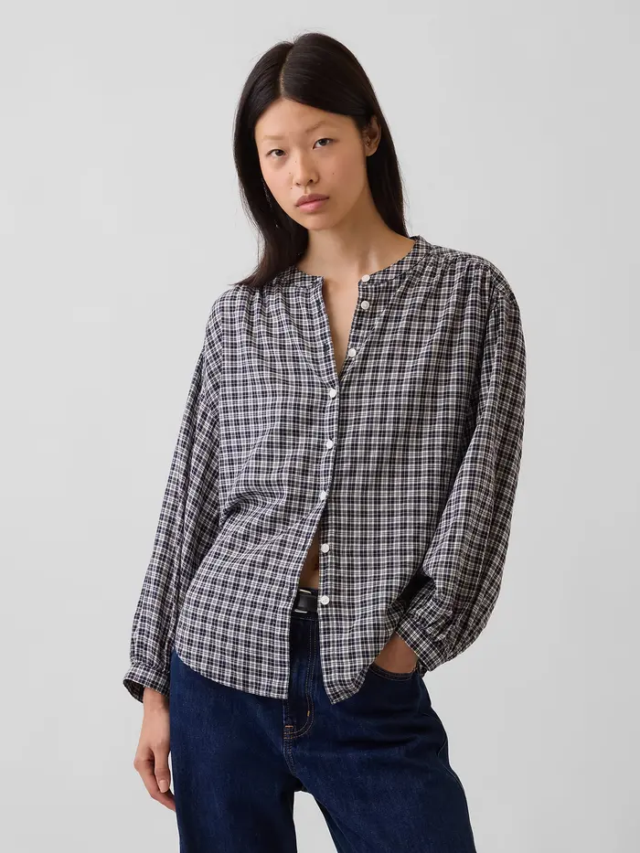 Relaxed Button-Front Shirt - Navy blue plaid