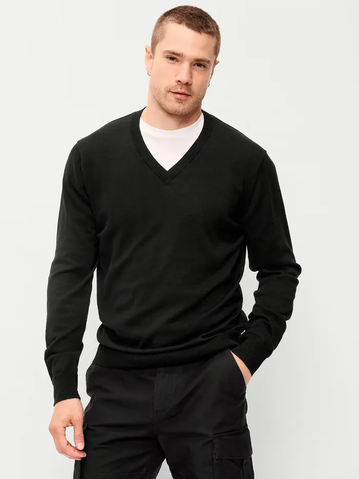 V-Neck Sweater - BlackJack